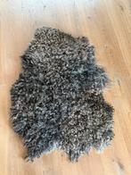 Schapenvacht viltvacht krullen gotland bruin beige grijs, 100 tot 150 cm, Bruin, Nieuw, Overige vormen