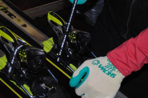 Ski's slijpen en waxen, Sport en Fitness, Snowboarden, Zo goed als nieuw, Board, Ophalen
