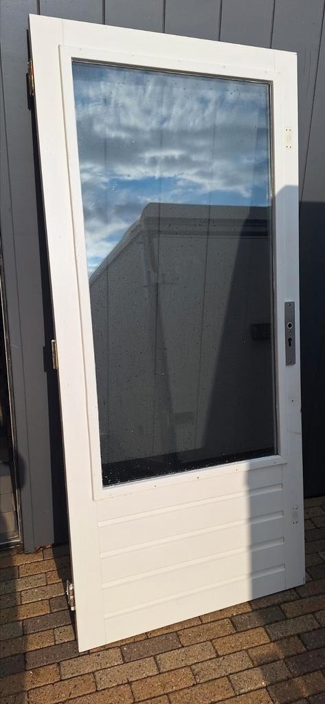 Hardhouten buitendeur, Doe-het-zelf en Verbouw, Deuren en Horren, Zo goed als nieuw, Buitendeur, 200 tot 215 cm, Glas, Ophalen