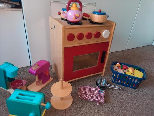 Houten Ikea speel keukentje met pannetjes en van alles, Kinderen en Baby's, Speelgoed | Speelkeukens, Zo goed als nieuw, Hout