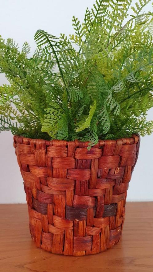 Plantenmand van gevlochten waterhyacint met liner, roodbruin, Huis en Inrichting, Woonaccessoires | Schalen en Manden, Nieuw, Mand