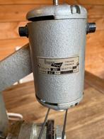 Gravograph Graveermachine - Troyes France Type R2 Vintage To, Antiek en Kunst, Antiek | Gereedschap en Instrumenten, Ophalen