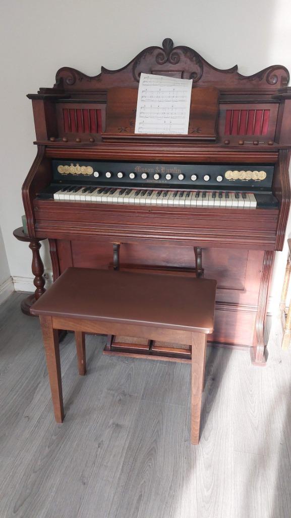 Antiek Mason en Hamlin orgel met kruk, Muziek en Instrumenten, Orgels, Gebruikt, Orgel, 1 klavier, Ophalen