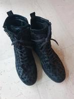 Wildlaufer halfhoge schoenen zwart maat 41, Zwart, Wildlaufer, Zo goed als nieuw, Wandelschoenen