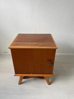 Vintage nachtkastje / bijzetkastje – retro stijl, Ophalen, Gebruikt, Minder dan 45 cm, Minder dan 55 cm