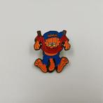 Garfield Hanging Metal Pin Badge, Ophalen of Verzenden, Nieuw, Figuurtje, Speldje of Pin