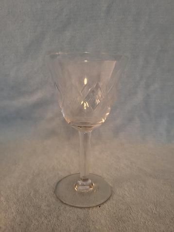 Kristallen Glas met Diamantpatroon beschikbaar voor biedingen