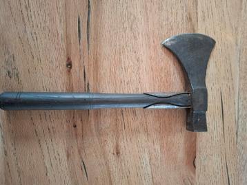 Oude Bijl - Prachtig stuk gereedschap! beschikbaar voor biedingen