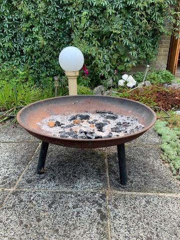 Vuurschaal voor tuin beschikbaar voor biedingen