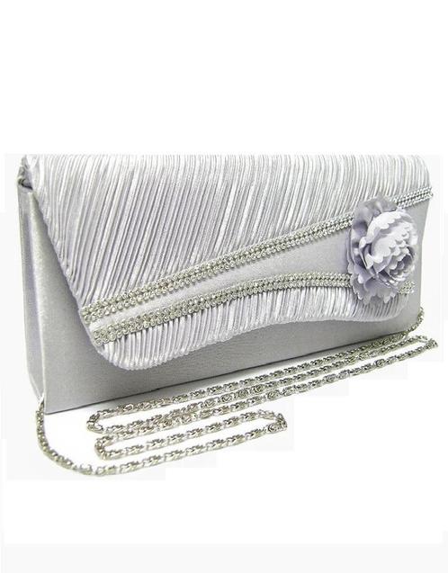 Silver satijnen tasje met strass steentjes met geplooide vo, Sieraden, Tassen en Uiterlijk, Tassen | Damestassen, Zo goed als nieuw