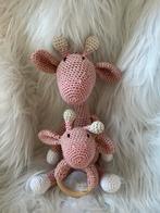 Giraffe setje knuffel en rammelaar NIEUW handgemaakt, Ophalen of Verzenden, Nieuw, Overige typen