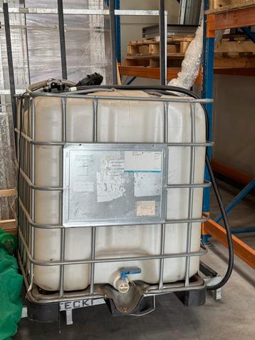 Ibc vloeistofcontainer 1000liter beschikbaar voor biedingen