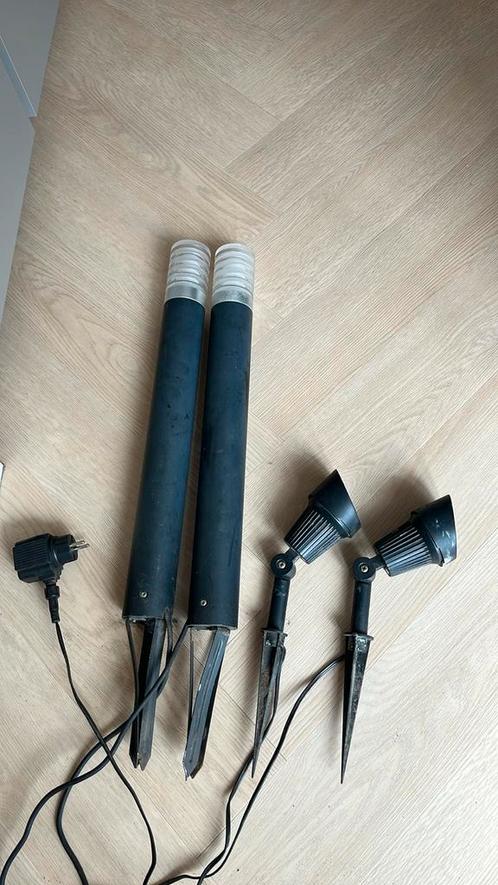 4 tuinlampen (2x spots en 2x palen), Tuin en Terras, Buitenverlichting, Gebruikt, Overige typen, Netvoeding, Waterbestendig, Led