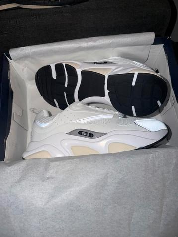 Dior b22 maat 43 beschikbaar voor biedingen