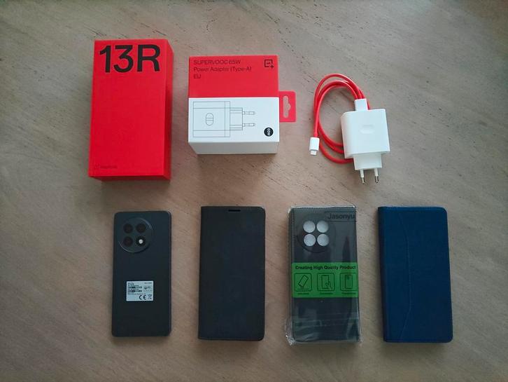 OnePlus 13R - 12/256 Gb - kleur Nebula Noir - juni 2025, Telecommunicatie, Mobiele telefoons | Overige merken, Zo goed als nieuw