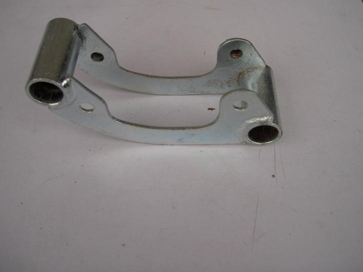 nette blok steun ks 125 type 521 ?, Fietsen en Brommers, Brommeronderdelen | Zundapp, Zo goed als nieuw, Blok, Ophalen of Verzenden