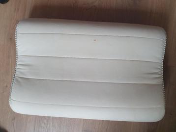 Kussen ergonomisch Rolleka (nekondersteuning) beschikbaar voor biedingen