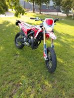 Vent derapage 50, Fietsen en Brommers, 6 versnellingen, 49 cc, Zo goed als nieuw, Ophalen