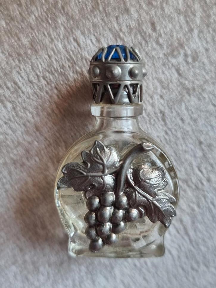Vintage Miniatuur Parfumflesje Glas, Antiek en Kunst, Antiek | Glas en Kristal, Ophalen of Verzenden