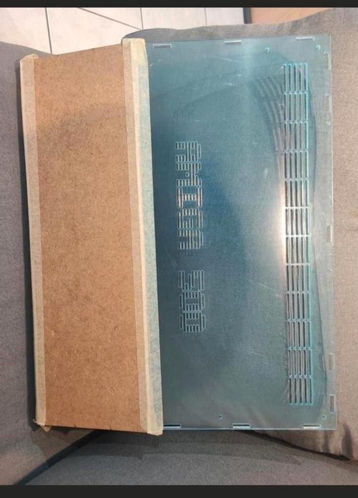 Transparent Acrylic Perspex Case for Amiga 500 / 500 Plus, Computers en Software, Vintage Computers, Ophalen of Verzenden