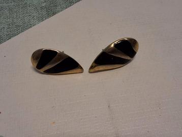 Vintage Monet Stijl Oorbellen - Zwart Emaille beschikbaar voor biedingen