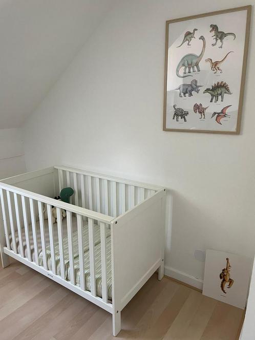 TWF ledikant wit hout met toebehoren, Kinderen en Baby's, Kinderkamer | Complete kinderkamers, Zo goed als nieuw, Jongetje of Meisje