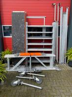 Altrex rolsteiger 10.2m wh te koop (incl safe rekken ), Doe-het-zelf en Verbouw, Steigers, Ophalen, Gebruikt, Rolsteiger of Kamersteiger
