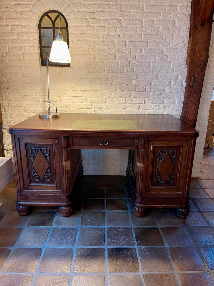 Antiek bureau met groen blad, Antiek en Kunst, Antiek | Meubels | Tafels, Ophalen