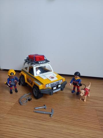 Playmobil, Reddingswerkers met terreinwagen, serie 9128