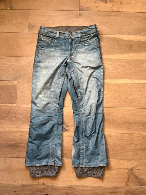 Burton “The Jeans” Gore Tex snowboard spijker broek Medium, Kleding | Heren, Wintersportkleding, Zo goed als nieuw, Broek, Maat 48/50 (M)