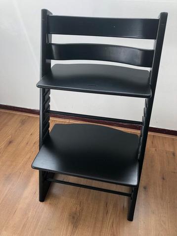 Nieuw model stokke tripp trapp kinderstoel zwart beschikbaar voor biedingen