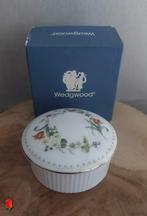 3 Wedgwood dekseldoosjes met Mirabelle patroon, Ophalen of Verzenden, Zo goed als nieuw, Porselein, Overige typen