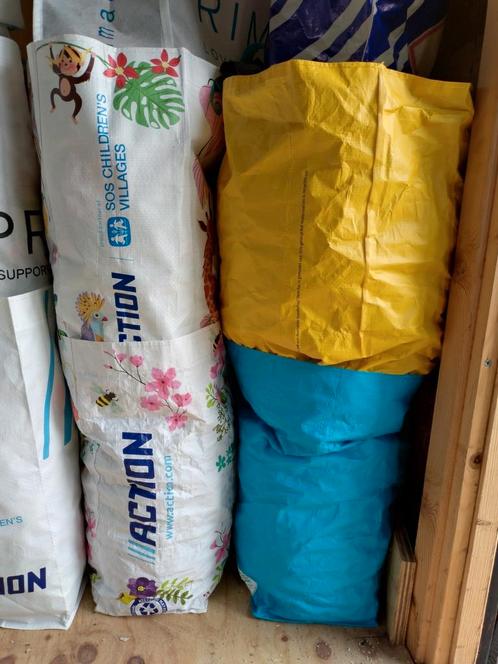 Gezocht bigshoppers, bierdoppen, harde plastic doppen, Verzamelen, Overige Verzamelen, Zo goed als nieuw, Ophalen of Verzenden