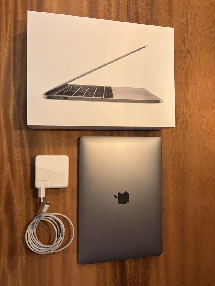 MacBook Pro 13” 2017, Computers en Software, Apple Macbooks, Gebruikt, MacBook Pro, 13 inch, 2 tot 3 Ghz, 128 GB of minder, 8 GB