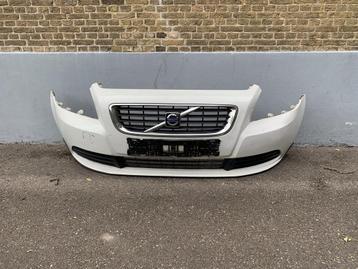 voorbumper volvo V50 / S40 2007 tot 2012 wit bumper 30744904 beschikbaar voor biedingen