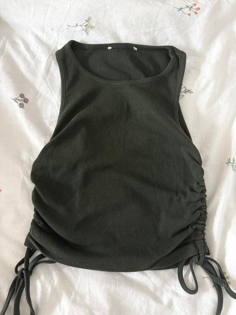 Donkergroen topje met touwtjes, Kleding | Dames, Tops, Ophalen of Verzenden, Zo goed als nieuw, Groen, Maat 36 (S)