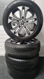 RAV4 Winterbanden op Originele Lichtmetalen velgen 18 inch, Auto-onderdelen, Banden en Velgen, Ophalen, 18 inch, Gebruikt, Banden en Velgen