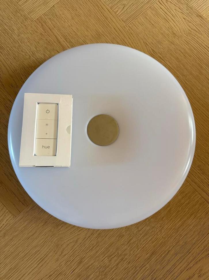 Philips Hue White Struana Plafondlamp + Dimmer, Huis en Inrichting, Lampen | Plafondlampen, Zo goed als nieuw, Kunststof, Ophalen