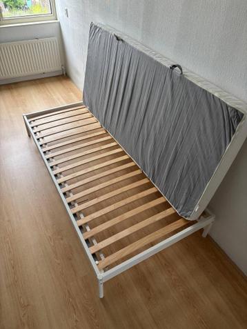 Ikea bed frame + matras (90 x 200 cm) - afbeelding 2