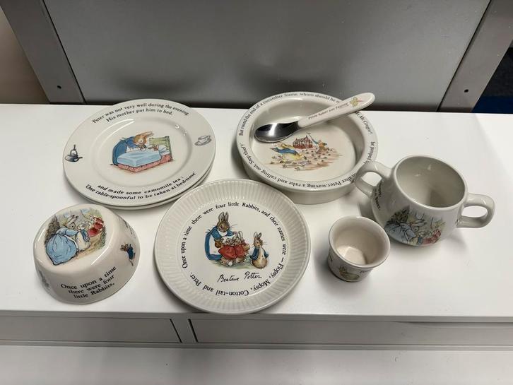 Div.serviesdelen Peter Rabbit, Antiek en Kunst, Antiek | Servies compleet, Ophalen of Verzenden