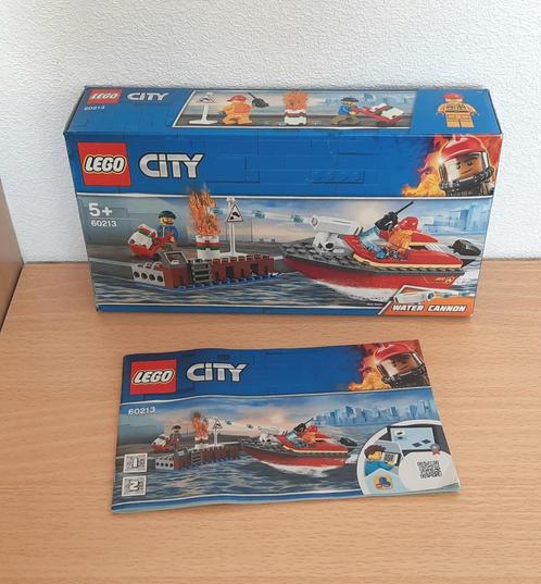 NIEUW LEGO CITY 60213 BRANDWEER BLUSBOOT MET WATERKANON, Kinderen en Baby's, Speelgoed | Duplo en Lego, Nieuw, Lego, Complete set
