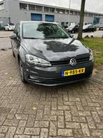Volkswagen Golf 1.6 TDI 115pk 7-DSG 5D 2018 Grijs, Auto's, 680 kg, 4 cilinders, 137 €/maand, Diesel