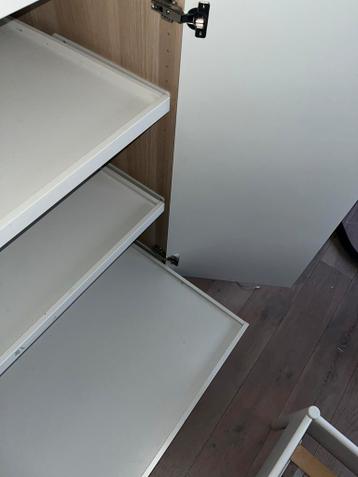 IKEA Pax Kast - wordt schoongemaakt! - afbeelding 1