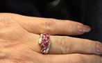 Gouden Vintage ring edelsteen robijn en diamant. 2026/20.