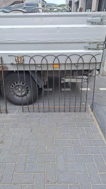 Hek / Tuinhekwerk , 3 stuks . vooroorlogs ijzeren hekken . m beschikbaar voor biedingen