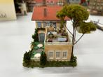 2 Diorama's/Huisjes 1/87 met Verlichting, Hobby en Vrije tijd, Modeltreinen | H0, Ophalen of Verzenden, Gebruikt