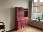 Roze vitrinekast heeft een likje verf nodig, Gebruikt, 150 tot 200 cm, Ophalen of Verzenden, Met lade(s)