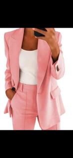 Dames pak NIEUW roze maat M of L, Maat 38/40 (M), Kostuum of Pak, Nieuw, Ophalen of Verzenden