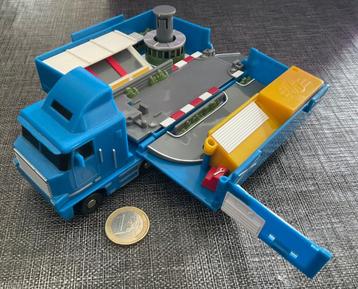 Micro Machines Racing F1 - Hasbro 2002 beschikbaar voor biedingen