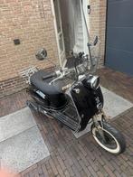 Scooter AMG, Fietsen en Brommers, Snorfietsen en Snorscooters, Ophalen, Gebruikt, Benzine, Overige merken